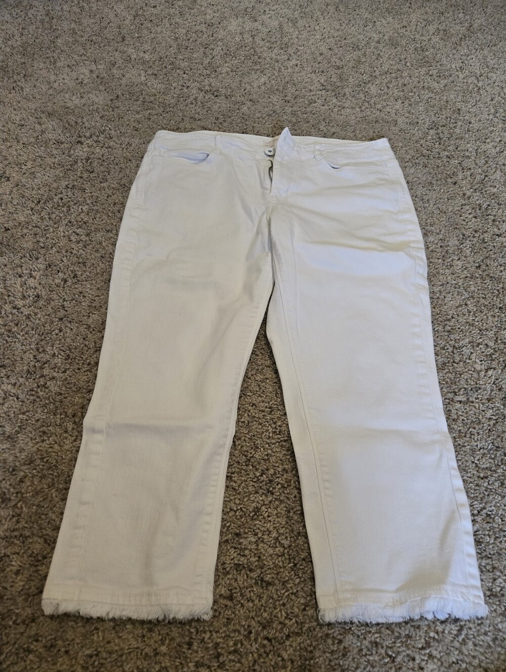 J Jill Women's White Crop Jeans with Frayed Hem